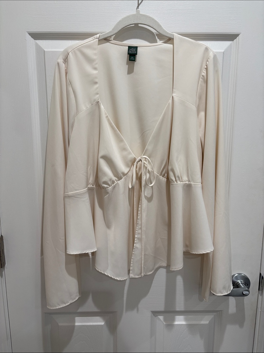 Wild Fable Tie-Front Top with Bell Sleeves Cream Stretch Boho Size XXL NWOT